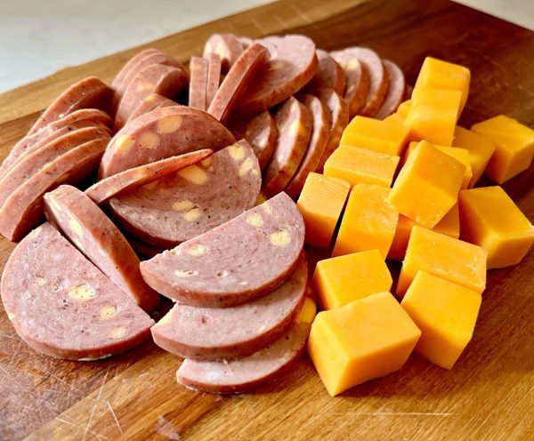 Summer Sausage with Cheddar Cheese (1#) - Image 2